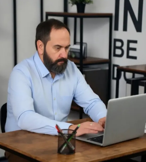 Arquitecto Miguel Barba Ampudia